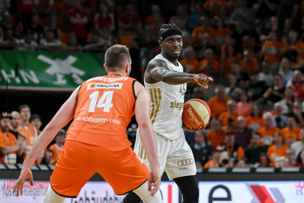 上的果断 上的果断